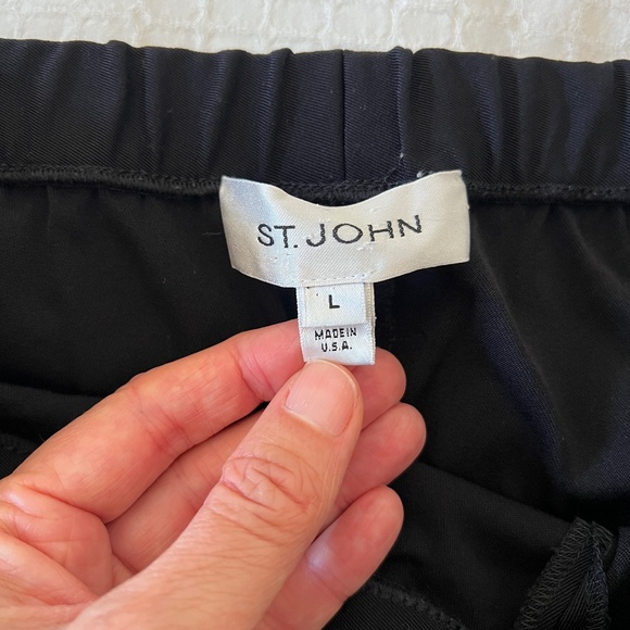 St. John Black Track Pants w/ White Side Stripes Size Large - Picture 8 of 9
